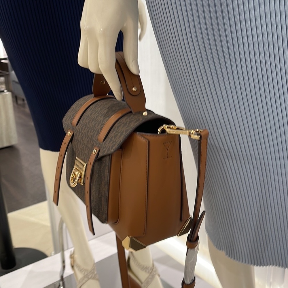 MICHAEL KORS MANHATTAN MEDIUM TOP HANDLE SCHOOL SATCHEL CROSSBODY BAG BROWN
NWT - Picture 3 of 16